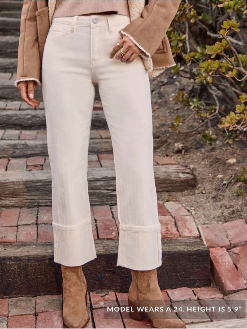 Vici Vervet Cream Wide-Leg Cropped Jeans